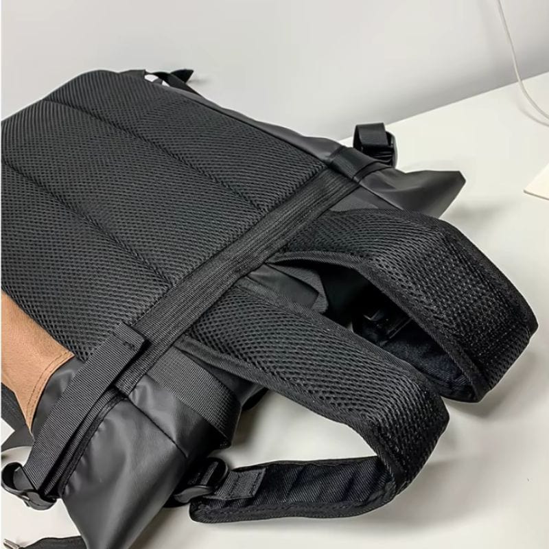 Sac à dos noir cabine - Rolltop Dailysac